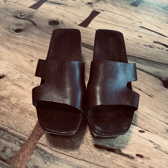 ROBERT CLERGERIE PARIS Women's Brown LEATHER platform slides  orig $540 US 6.5 - Picture 1 of 10